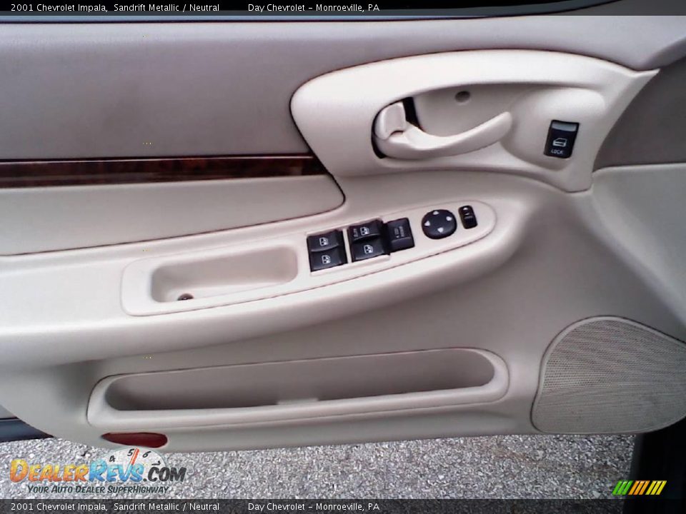 2001 Chevrolet Impala Sandrift Metallic / Neutral Photo #8