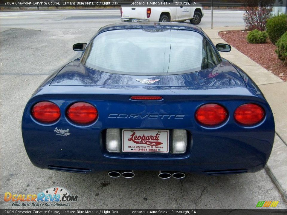 2004 Chevrolet Corvette Coupe LeMans Blue Metallic / Light Oak Photo #4