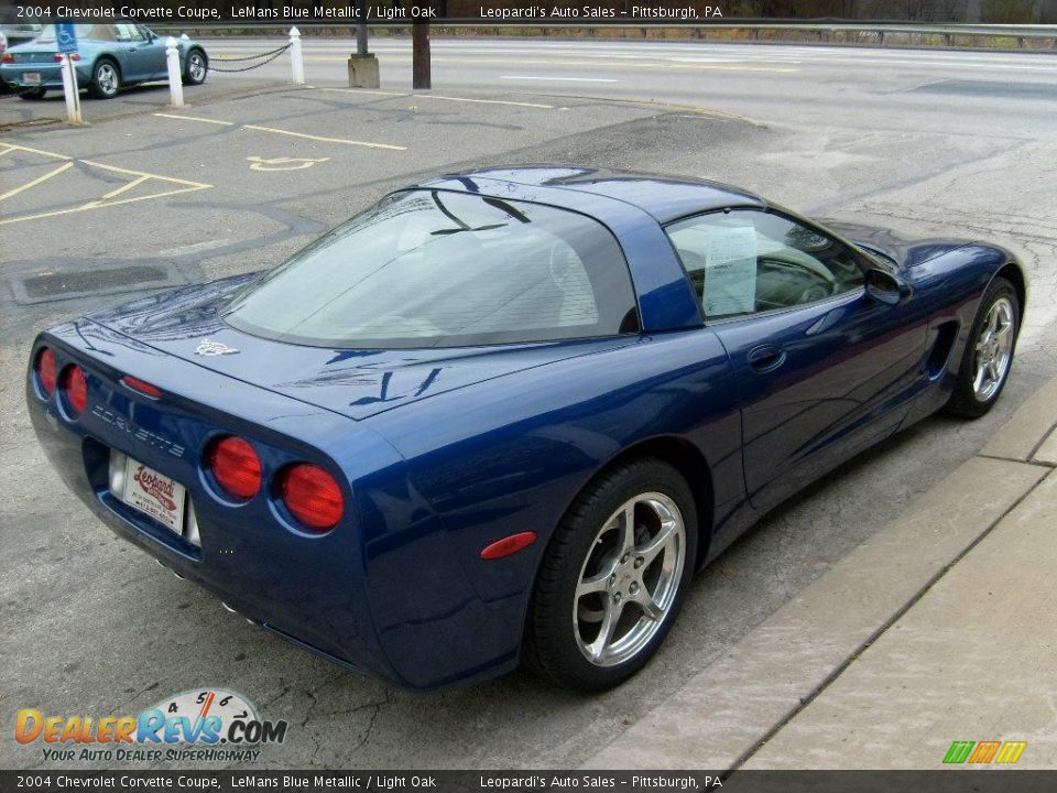 2004 Chevrolet Corvette Coupe LeMans Blue Metallic / Light Oak Photo #5