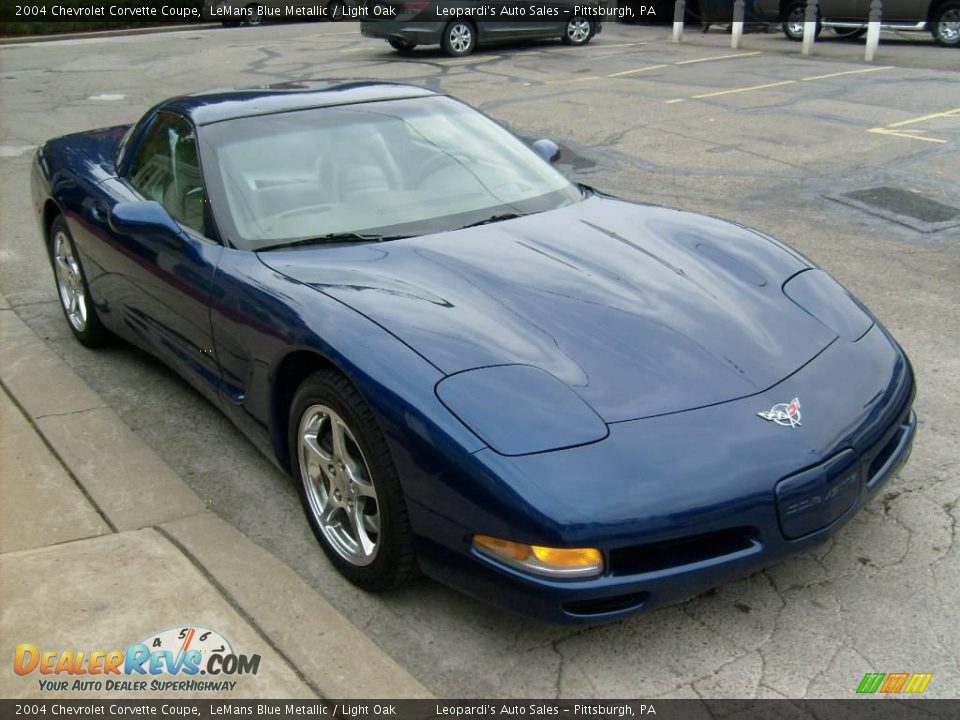 2004 Chevrolet Corvette Coupe LeMans Blue Metallic / Light Oak Photo #6