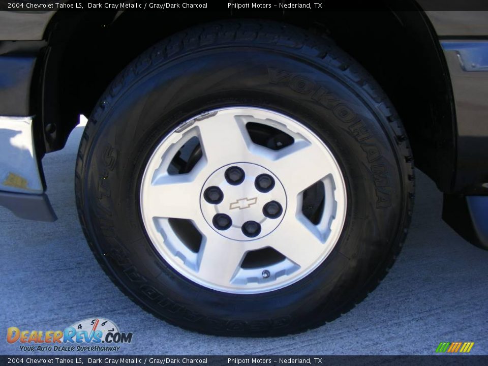 2004 Chevrolet Tahoe LS Dark Gray Metallic / Gray/Dark Charcoal Photo #12