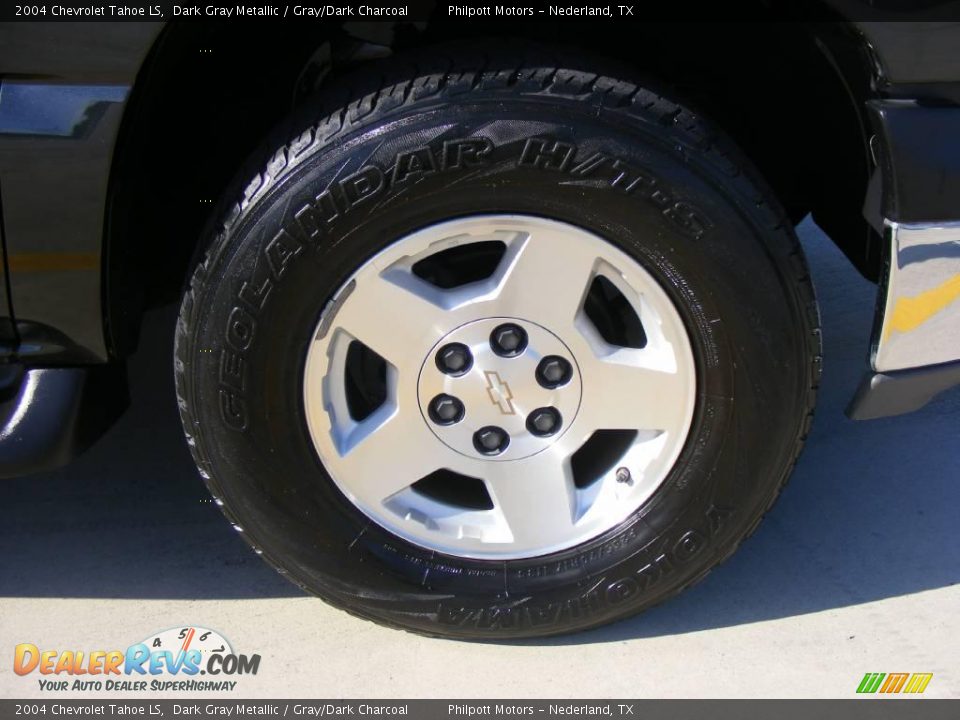 2004 Chevrolet Tahoe LS Dark Gray Metallic / Gray/Dark Charcoal Photo #14