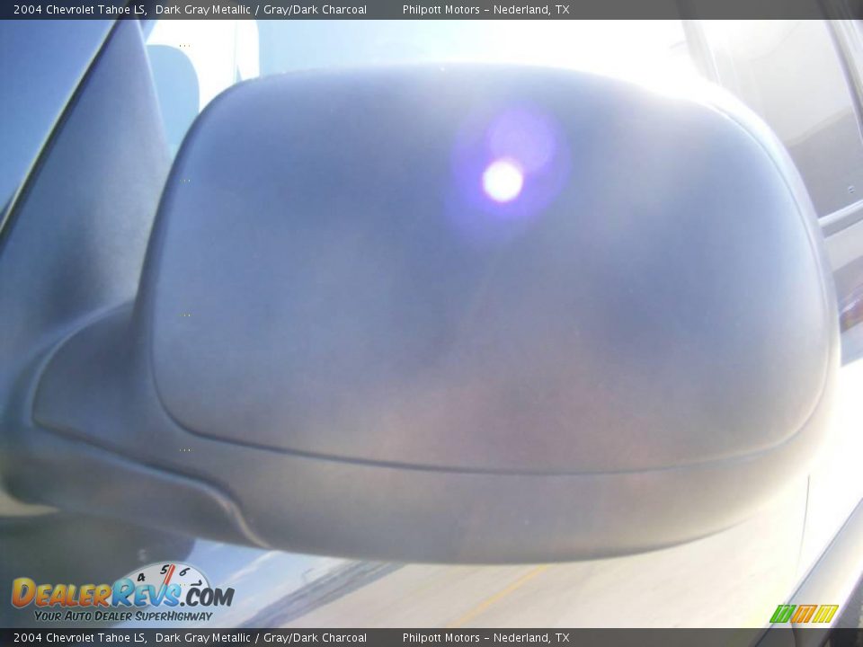 2004 Chevrolet Tahoe LS Dark Gray Metallic / Gray/Dark Charcoal Photo #16