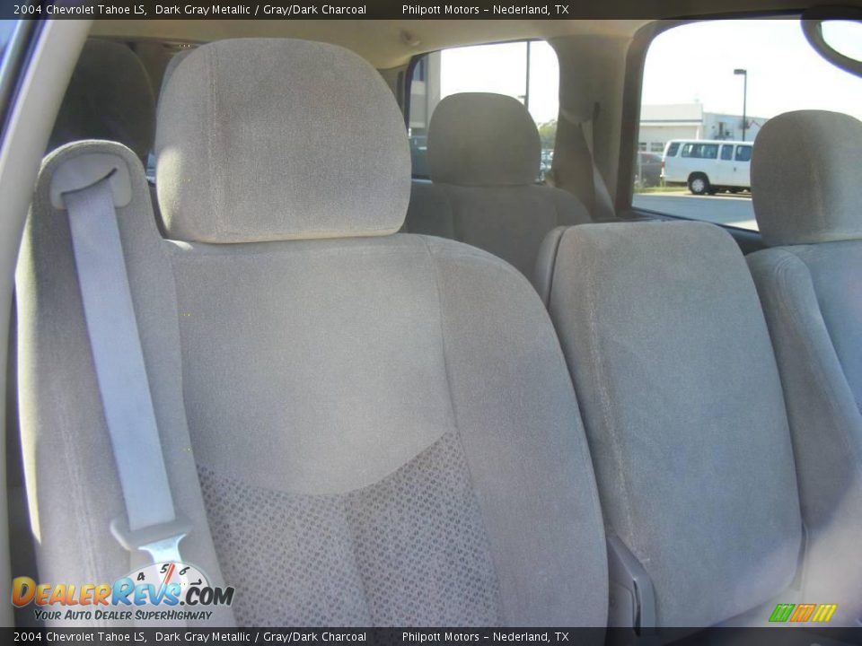 2004 Chevrolet Tahoe LS Dark Gray Metallic / Gray/Dark Charcoal Photo #24