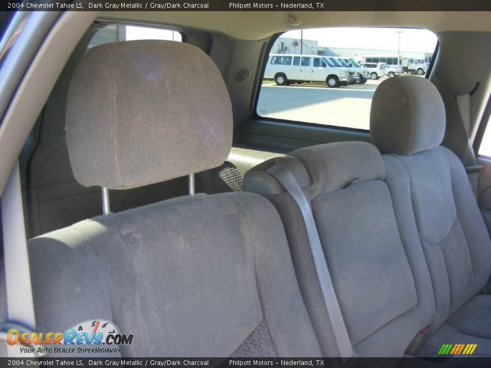2004 Chevrolet Tahoe LS Dark Gray Metallic / Gray/Dark Charcoal Photo #28