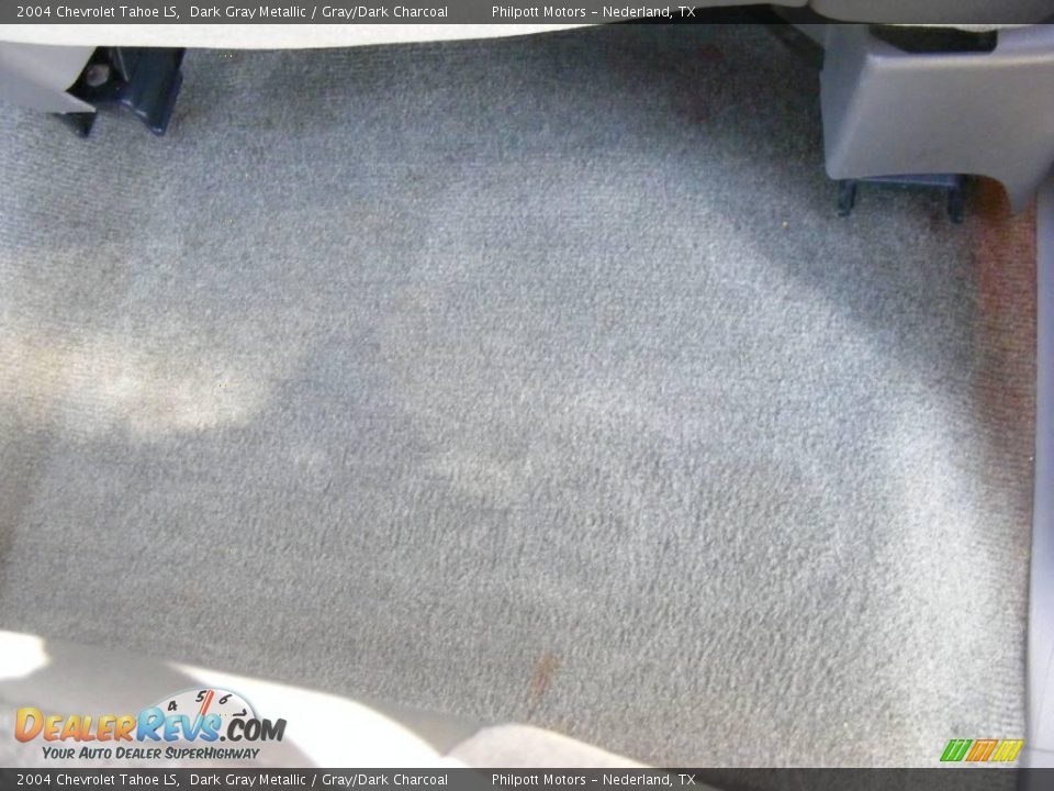 2004 Chevrolet Tahoe LS Dark Gray Metallic / Gray/Dark Charcoal Photo #29
