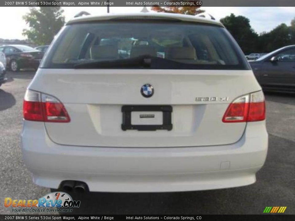 2007 BMW 5 Series 530xi Sport Wagon Alpine White / Beige Photo #6