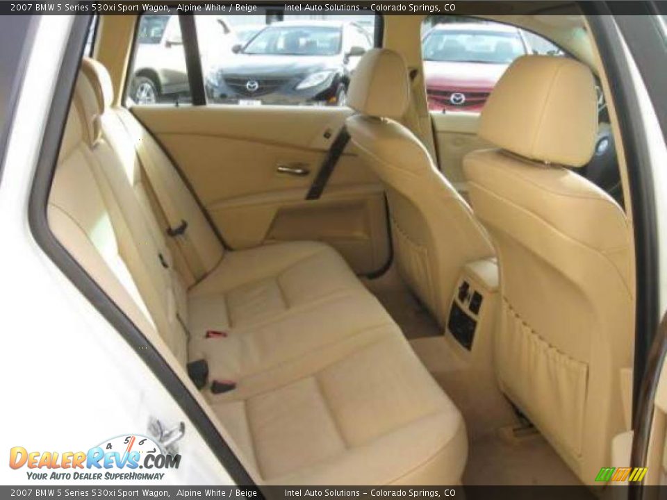 2007 BMW 5 Series 530xi Sport Wagon Alpine White / Beige Photo #13