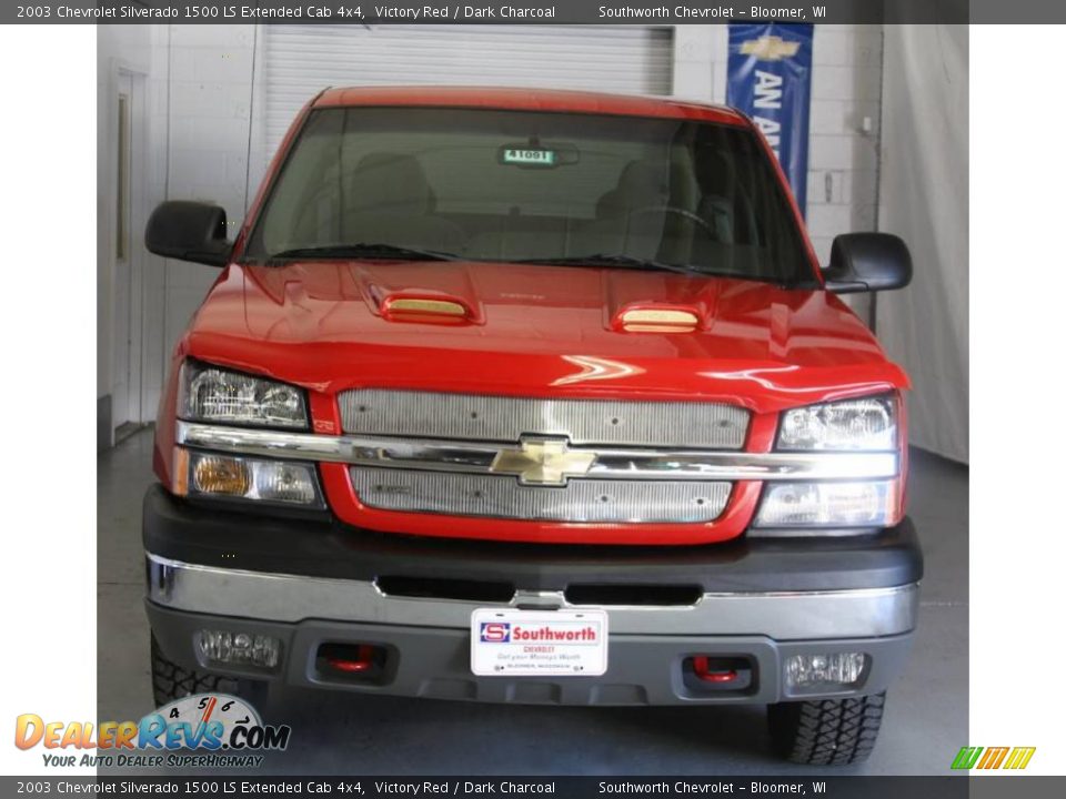 2003 Chevrolet Silverado 1500 LS Extended Cab 4x4 Victory Red / Dark Charcoal Photo #2