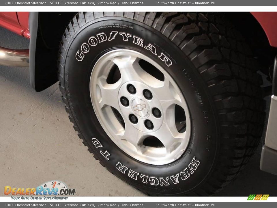 2003 Chevrolet Silverado 1500 LS Extended Cab 4x4 Victory Red / Dark Charcoal Photo #8