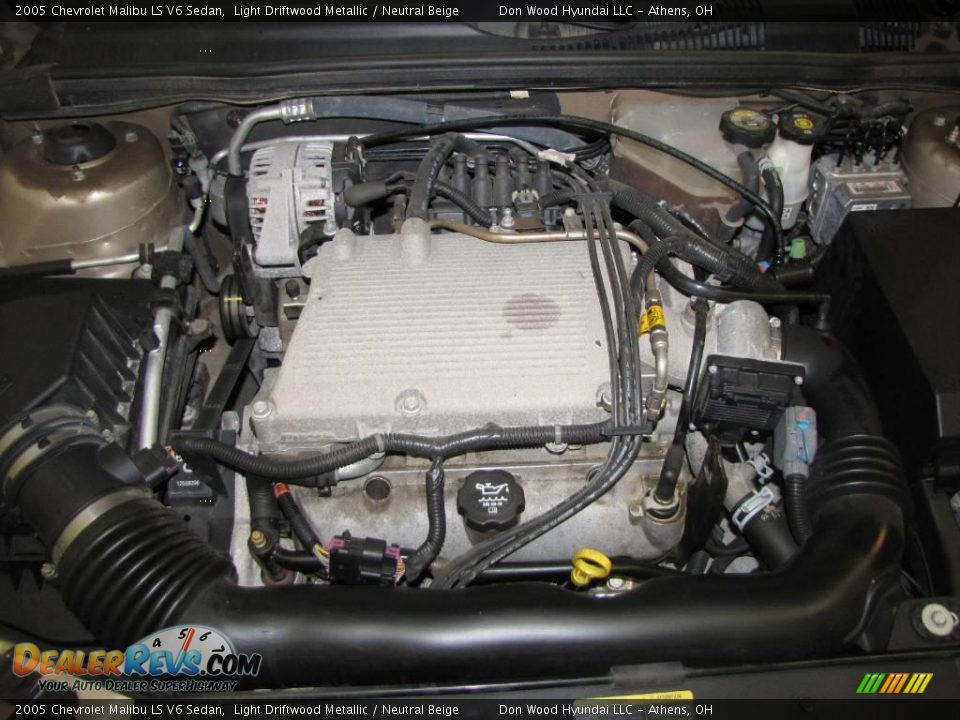 2005 Chevrolet Malibu LS V6 Sedan Light Driftwood Metallic / Neutral Beige Photo #23