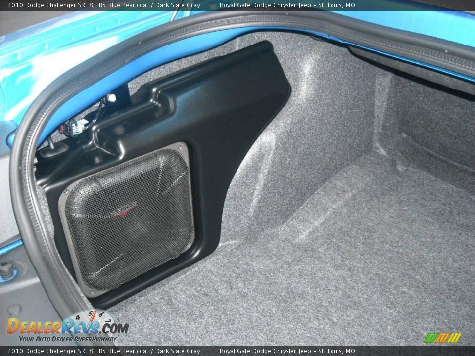 2010 Dodge Challenger SRT8 B5 Blue Pearlcoat / Dark Slate Gray Photo #18
