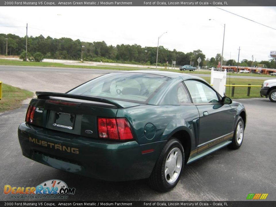 2000 Ford Mustang V6 Coupe Amazon Green Metallic / Medium Parchment Photo #3