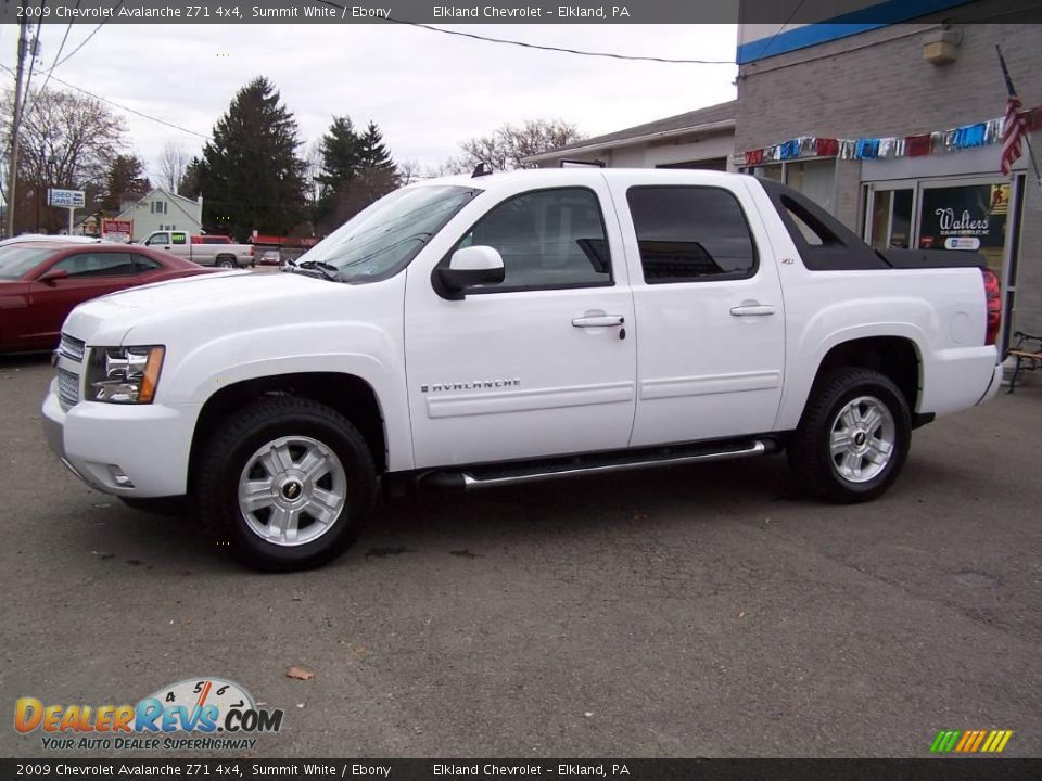 2009 Chevrolet Avalanche Z71 4x4 Summit White / Ebony Photo #4