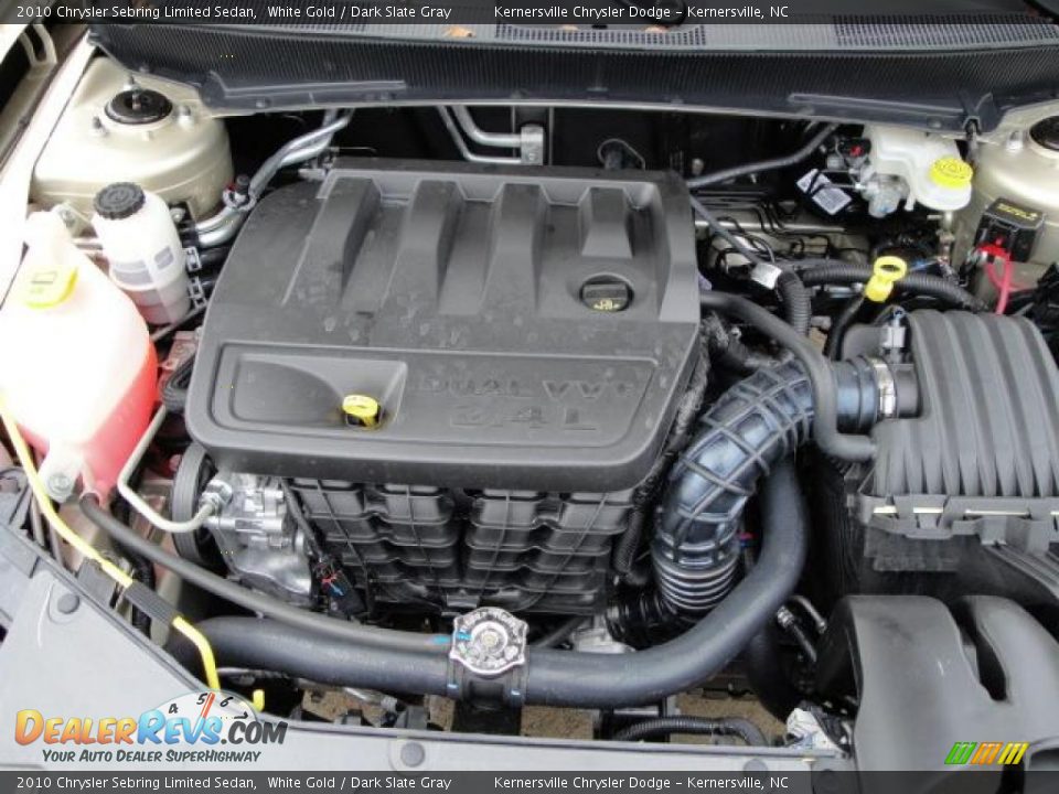 2010 Chrysler Sebring Limited Sedan White Gold / Dark Slate Gray Photo #26