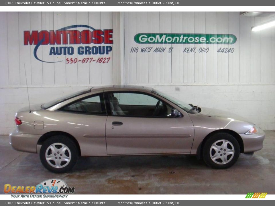 2002 Chevrolet Cavalier LS Coupe Sandrift Metallic / Neutral Photo #1