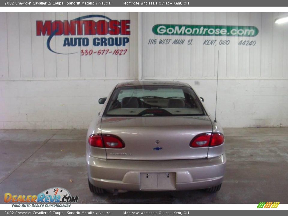 2002 Chevrolet Cavalier LS Coupe Sandrift Metallic / Neutral Photo #4