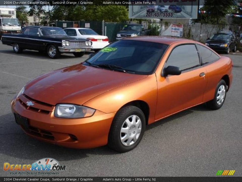 2004 Chevrolet Cavalier Coupe Sunburst Orange / Graphite Photo #4