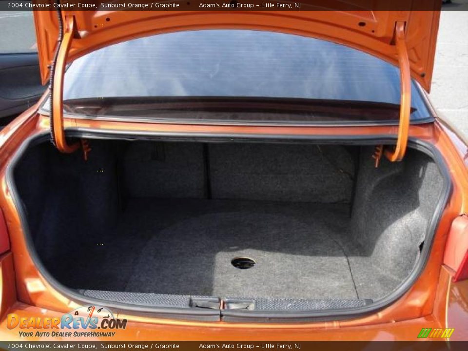 2004 Chevrolet Cavalier Coupe Sunburst Orange / Graphite Photo #10