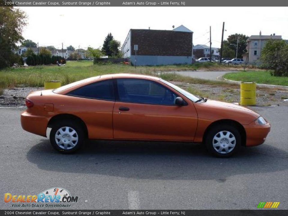 2004 Chevrolet Cavalier Coupe Sunburst Orange / Graphite Photo #14