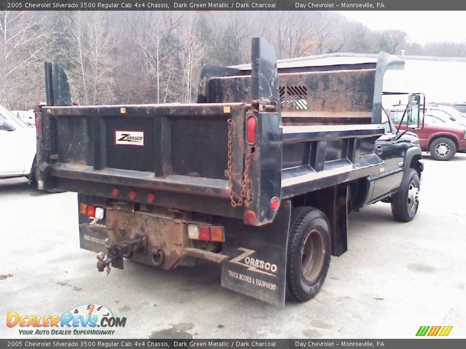 2005 Chevrolet Silverado 3500 Regular Cab 4x4 Chassis Dark Green Metallic / Dark Charcoal Photo #3