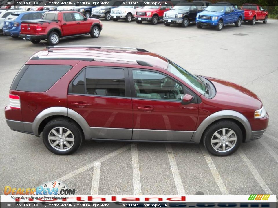 2008 Ford Taurus X SEL Merlot Metallic / Medium Light Stone Photo #5