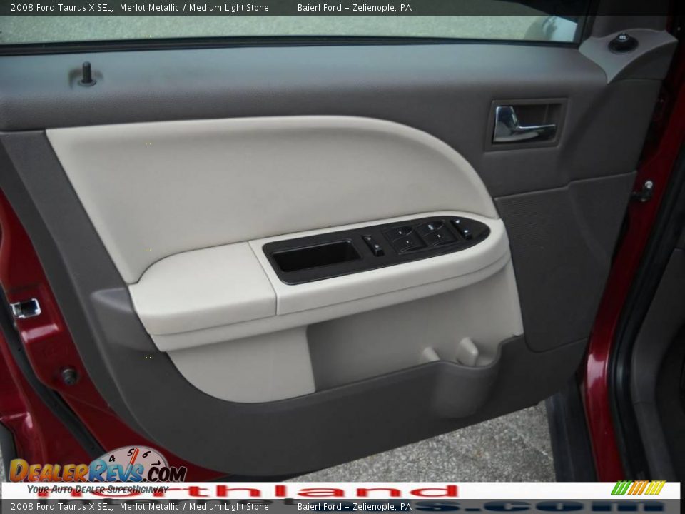 2008 Ford Taurus X SEL Merlot Metallic / Medium Light Stone Photo #9