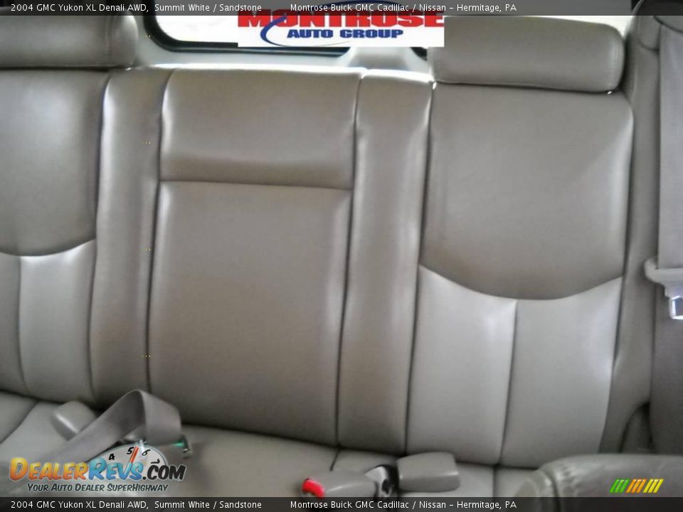 2004 GMC Yukon XL Denali AWD Summit White / Sandstone Photo #12