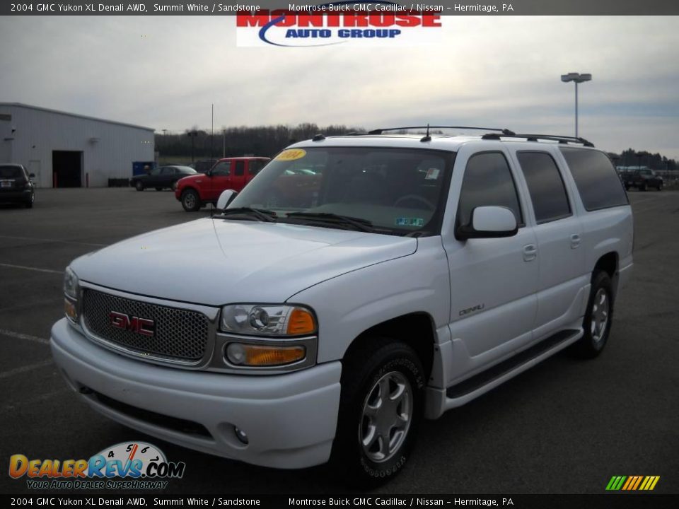 2004 GMC Yukon XL Denali AWD Summit White / Sandstone Photo #17