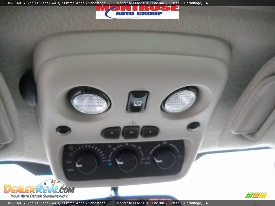 2004 GMC Yukon XL Denali AWD Summit White / Sandstone Photo #28