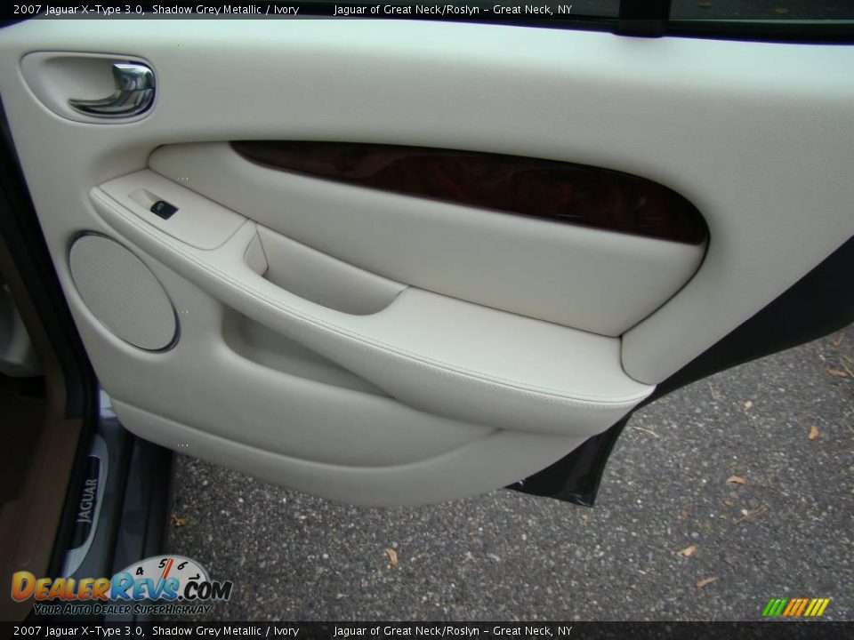 2007 Jaguar X-Type 3.0 Shadow Grey Metallic / Ivory Photo #24