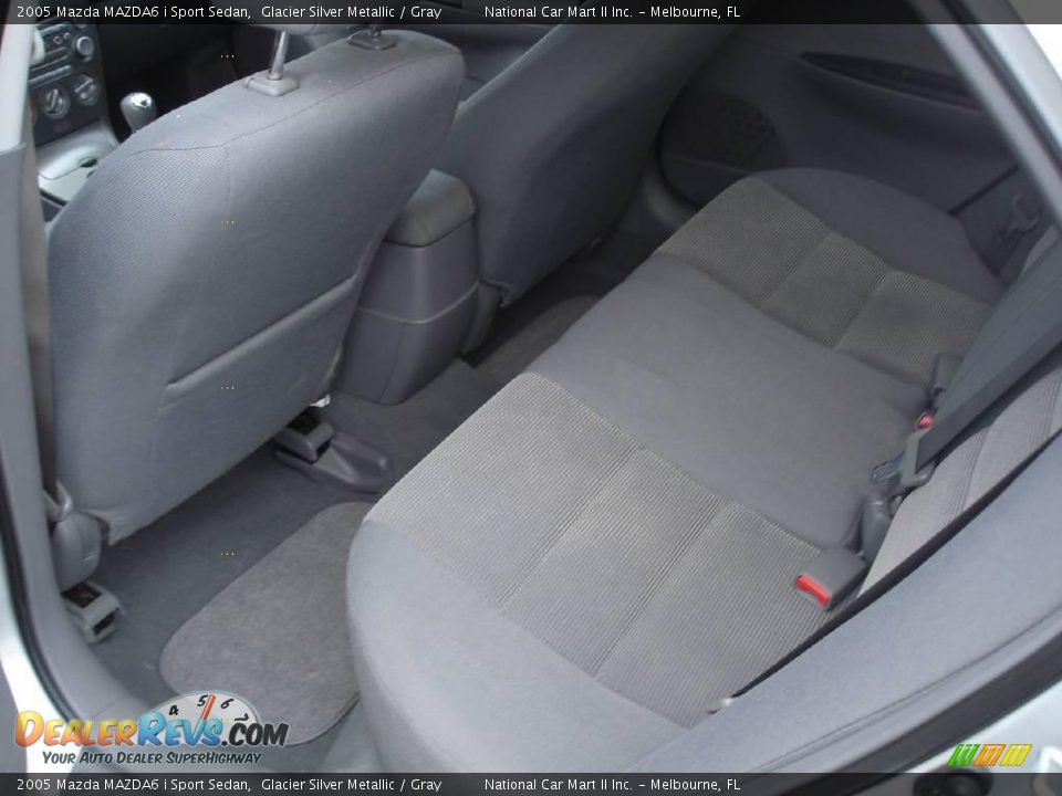 2005 Mazda MAZDA6 i Sport Sedan Glacier Silver Metallic / Gray Photo #9