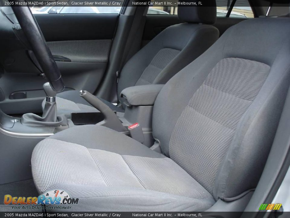 2005 Mazda MAZDA6 i Sport Sedan Glacier Silver Metallic / Gray Photo #14