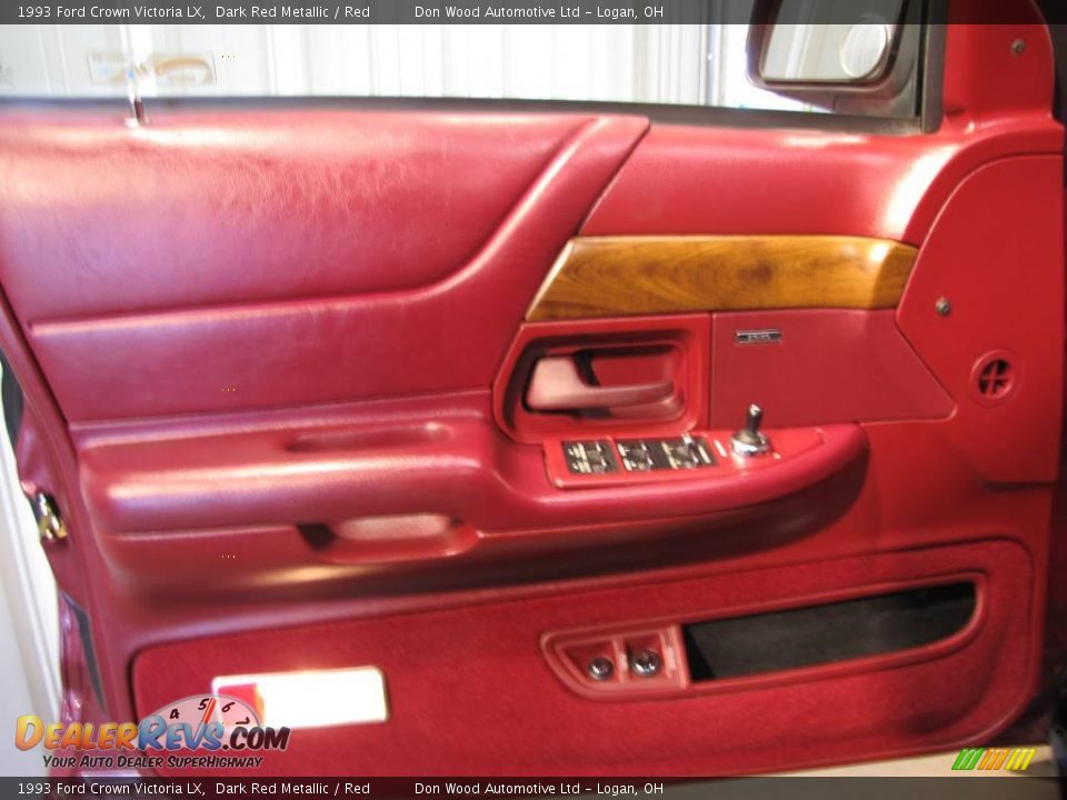 1993 Ford Crown Victoria LX Dark Red Metallic / Red Photo #16