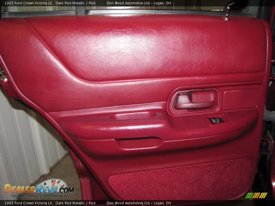 1993 Ford Crown Victoria LX Dark Red Metallic / Red Photo #19