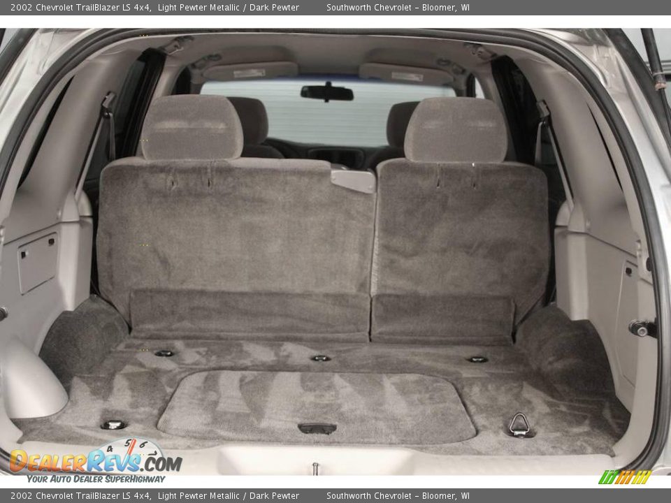 2002 Chevrolet TrailBlazer LS 4x4 Light Pewter Metallic / Dark Pewter Photo #8