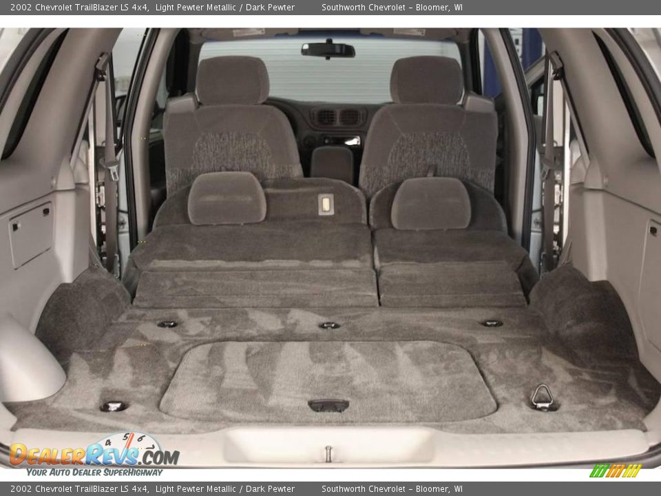 2002 Chevrolet TrailBlazer LS 4x4 Light Pewter Metallic / Dark Pewter Photo #9