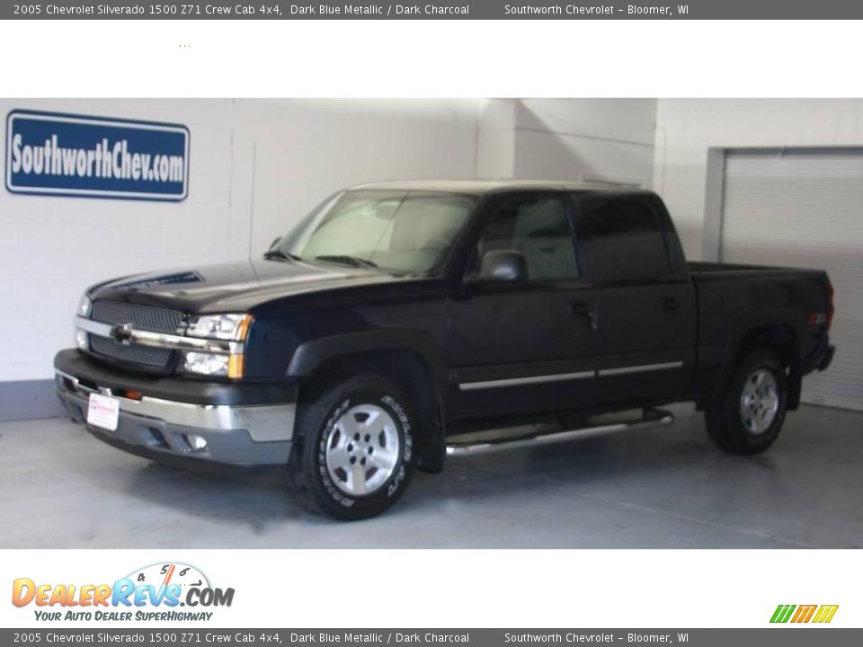 2005 Chevrolet Silverado 1500 Z71 Crew Cab 4x4 Dark Blue Metallic / Dark Charcoal Photo #1