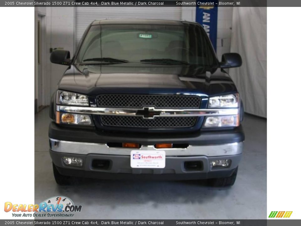 2005 Chevrolet Silverado 1500 Z71 Crew Cab 4x4 Dark Blue Metallic / Dark Charcoal Photo #2