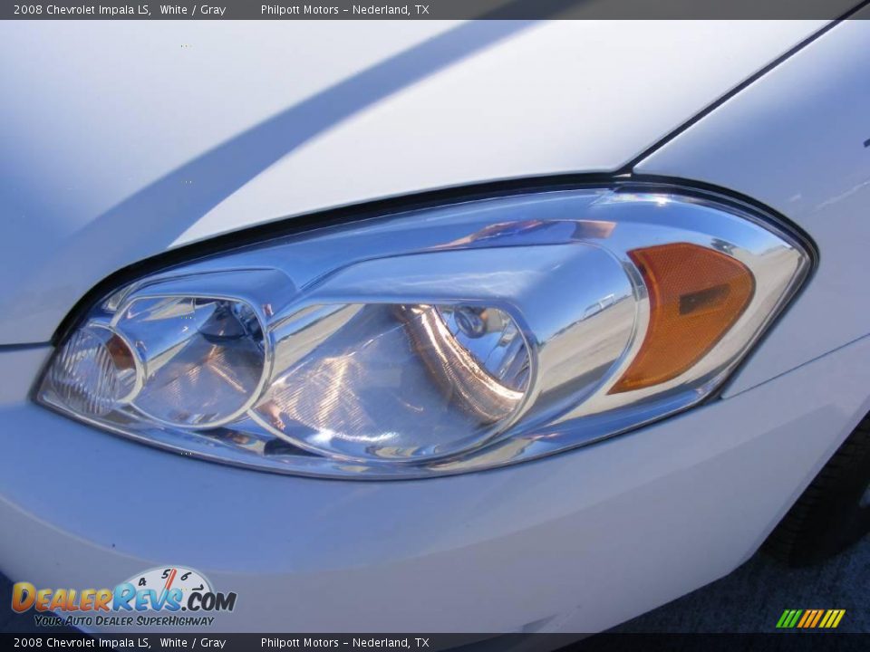 2008 Chevrolet Impala LS White / Gray Photo #10