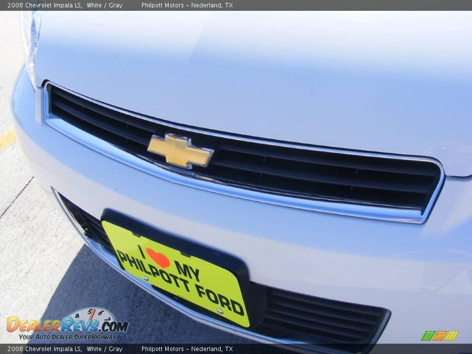 2008 Chevrolet Impala LS White / Gray Photo #11