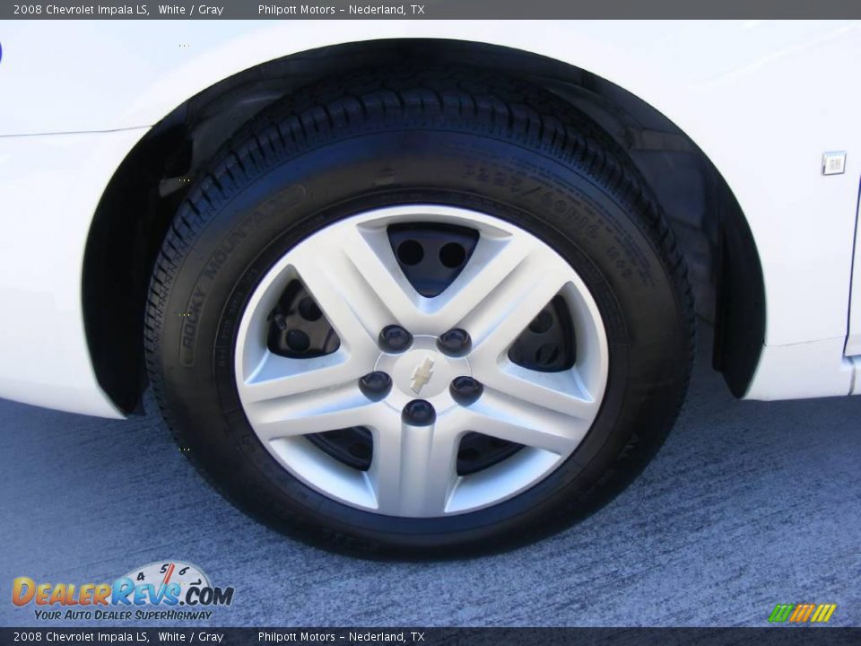 2008 Chevrolet Impala LS White / Gray Photo #12