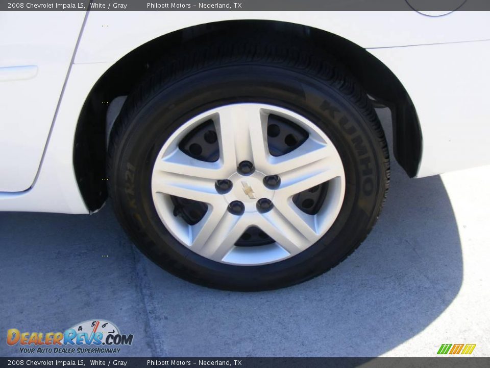2008 Chevrolet Impala LS White / Gray Photo #13