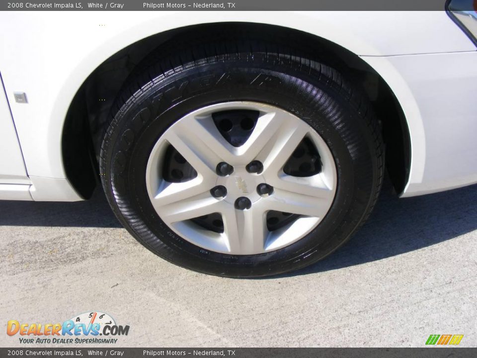 2008 Chevrolet Impala LS White / Gray Photo #15