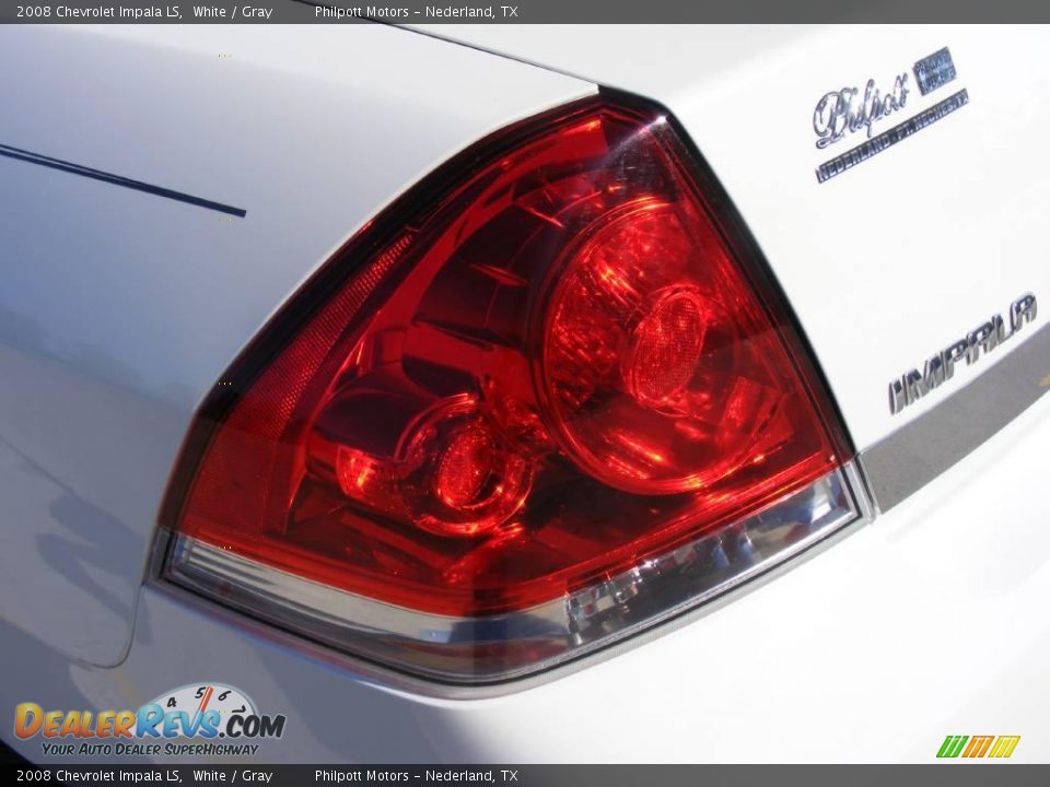 2008 Chevrolet Impala LS White / Gray Photo #18