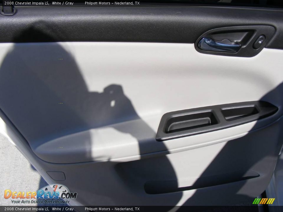 2008 Chevrolet Impala LS White / Gray Photo #30