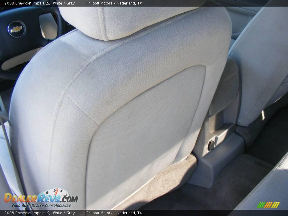2008 Chevrolet Impala LS White / Gray Photo #31
