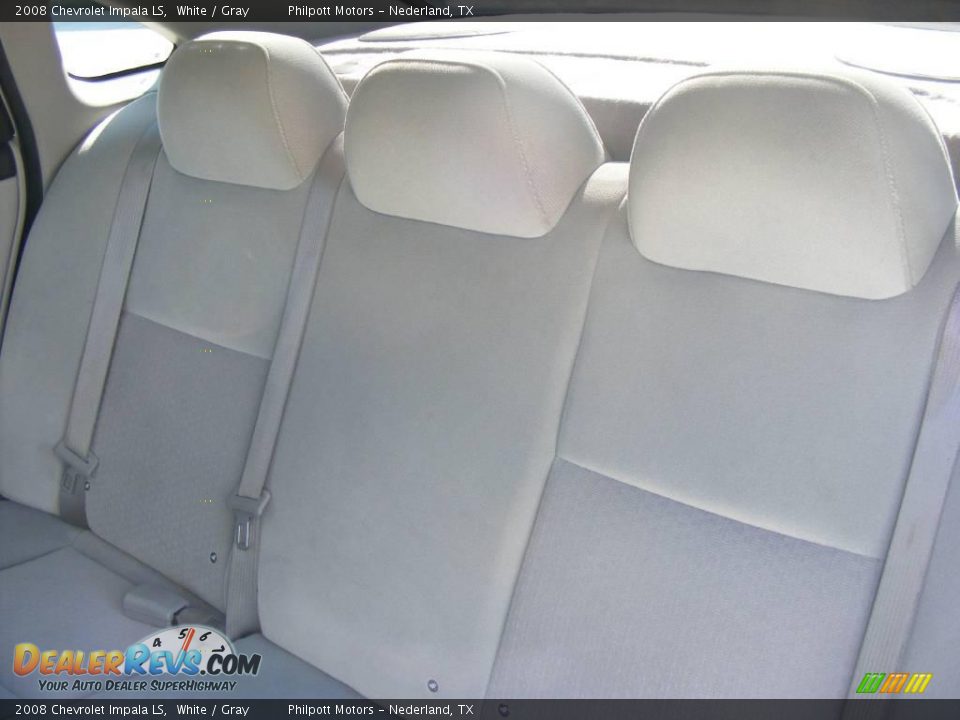 2008 Chevrolet Impala LS White / Gray Photo #32