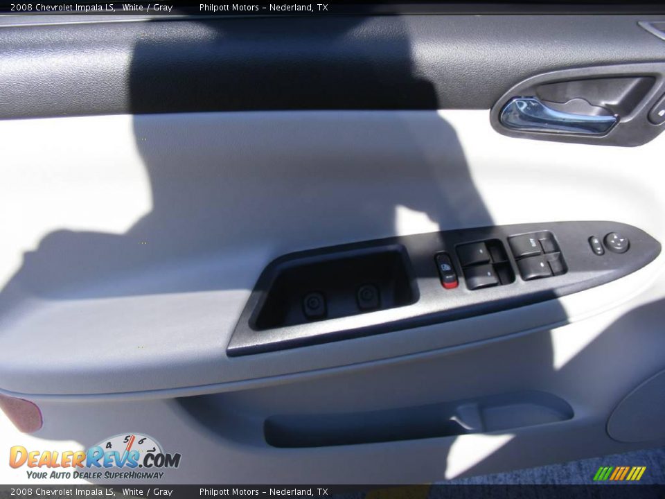 2008 Chevrolet Impala LS White / Gray Photo #33