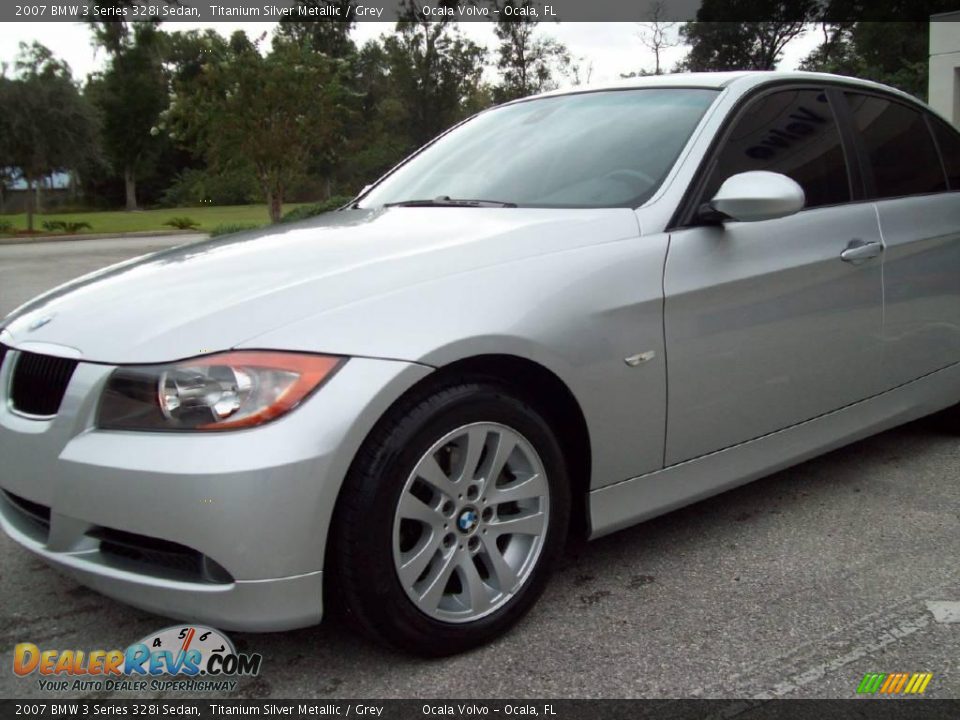 2007 BMW 3 Series 328i Sedan Titanium Silver Metallic / Grey Photo #3